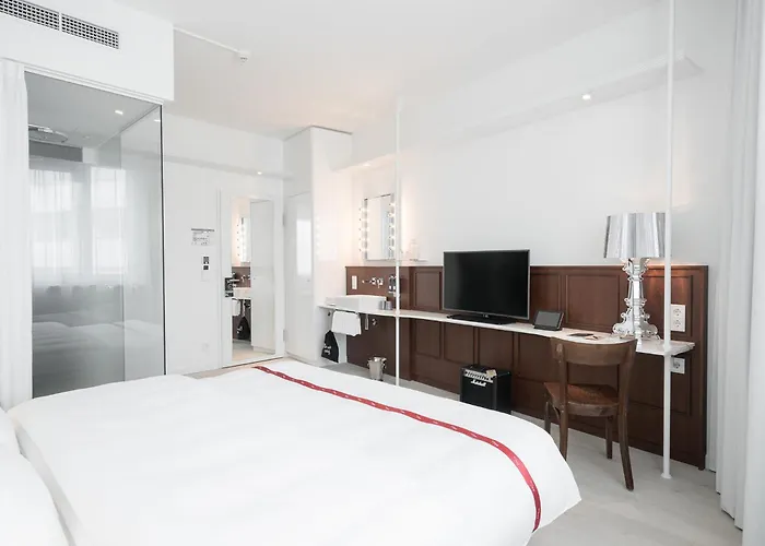 Hotel Ruby Lissi By Ihg 4*