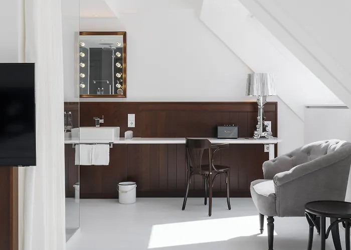 Отель Ruby Lissi By Ihg 4*
